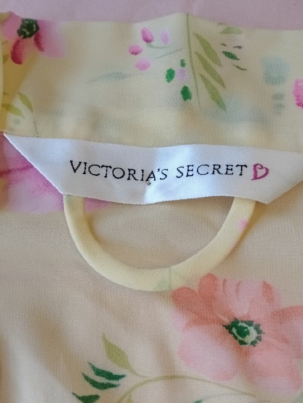 NWOT Stunning Victoria's Secret Sheer Pastel Yellow Floral Sleep Robe Size OS - Picture 2 of 3